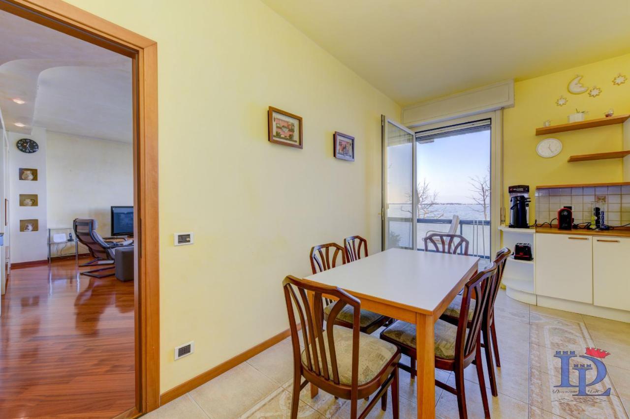 Desenzanoloft Official Partner Marriott Homes & Villas - Charming On The Lake Front Lake Desenzano del Garda Exterior foto