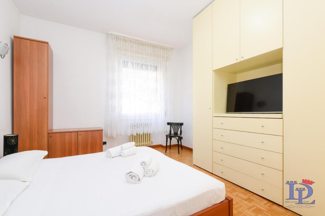 Desenzanoloft Official Partner Marriott Homes & Villas - Charming On The Lake Front Lake Desenzano del Garda Exterior foto